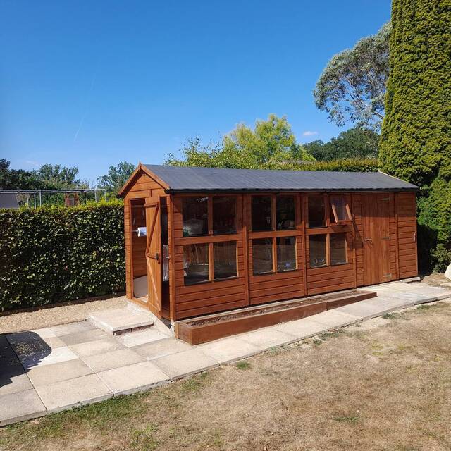 After: potting and tool shed in a Billingshurst garden (4)
