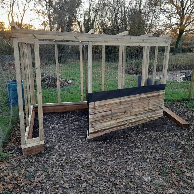 During: bespoke timber chicken house built by Cordreys (3)