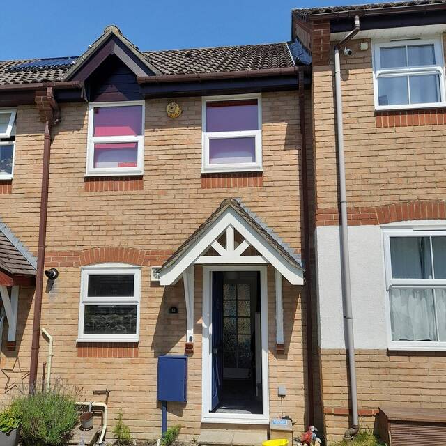 New fascias and soffits fitted to a terraced house by Cordreys