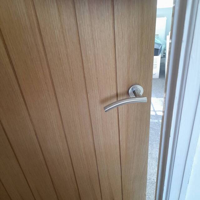 After: new oak internal doors (4)